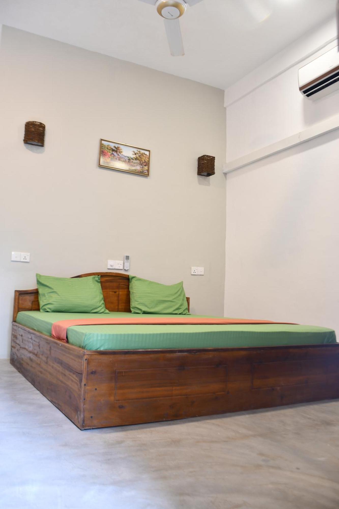 Pearl Of The Bay Hotel Arugam Bay Buitenkant foto