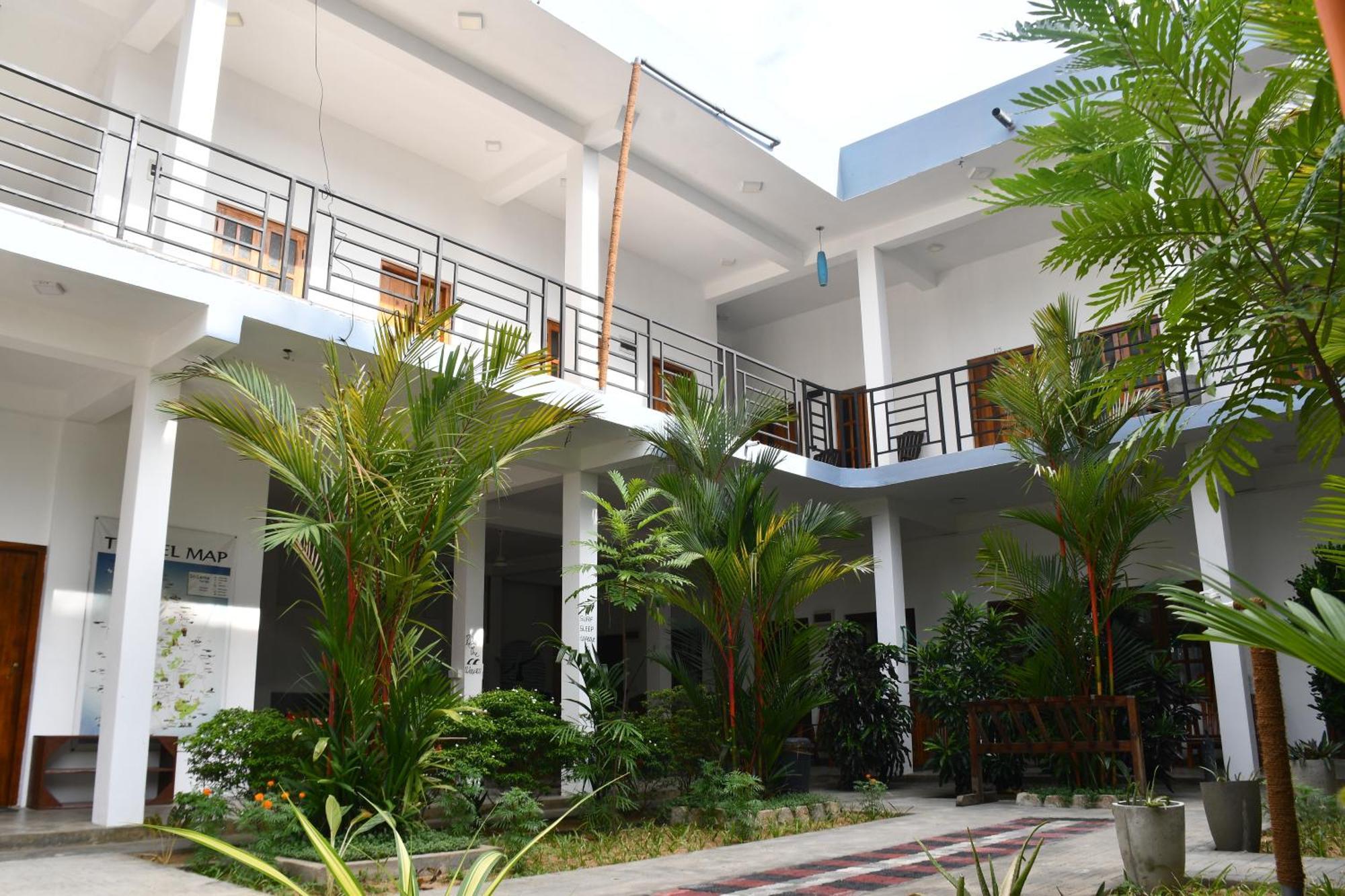 Pearl Of The Bay Hotel Arugam Bay Buitenkant foto