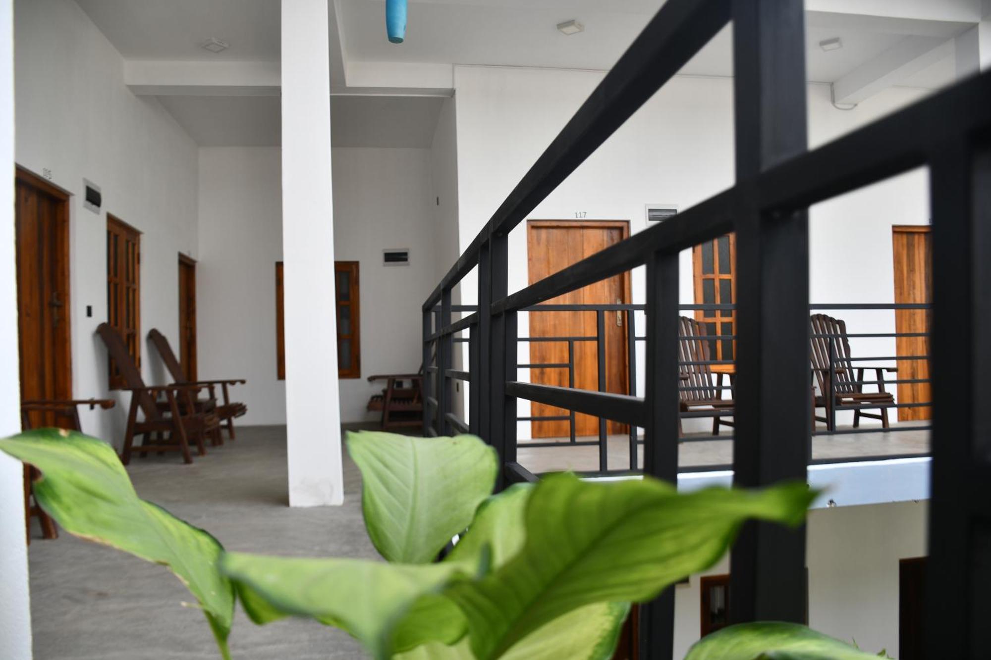 Pearl Of The Bay Hotel Arugam Bay Buitenkant foto