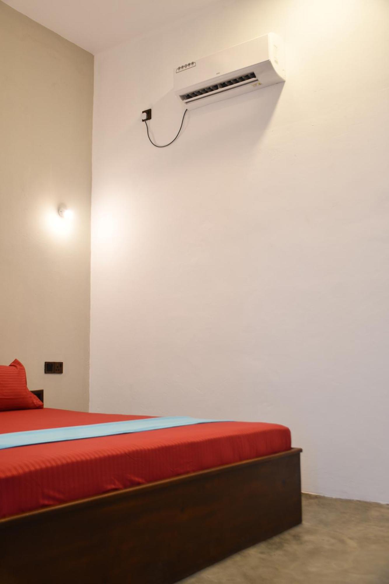 Pearl Of The Bay Hotel Arugam Bay Buitenkant foto
